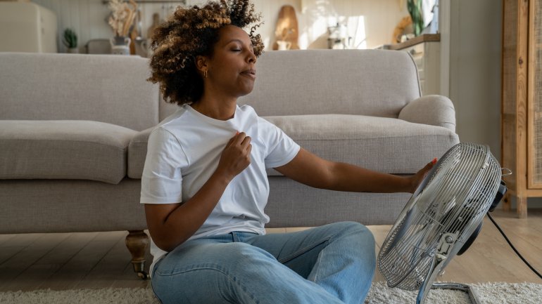 4 Phasen der Wechseljahre: Symptome der Perimenopause
